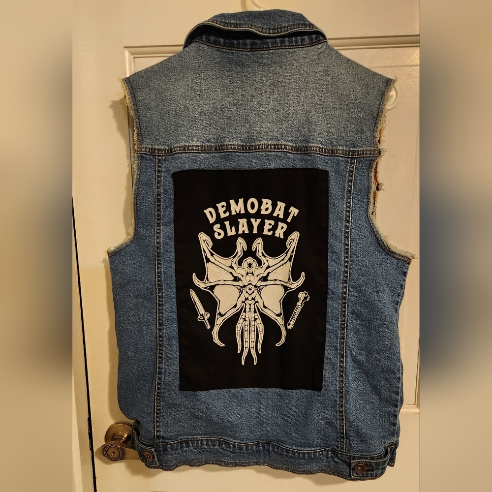 Sleeveless Blue Denim Vest with Patch Detail - Picture 2 of 6